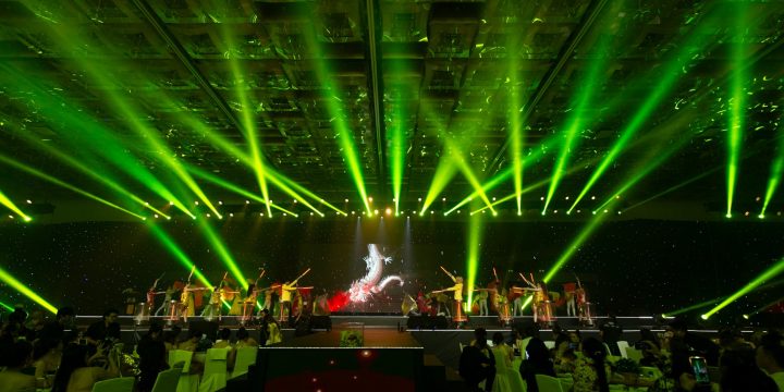 Giải Pháp Tổ Chức Tiệc Tất Niên Trọn Gói Cho Doanh Nghiệp