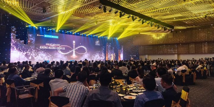 Chi Phí Tổ Chức Lễ Tất Niên Bao Nhiêu?