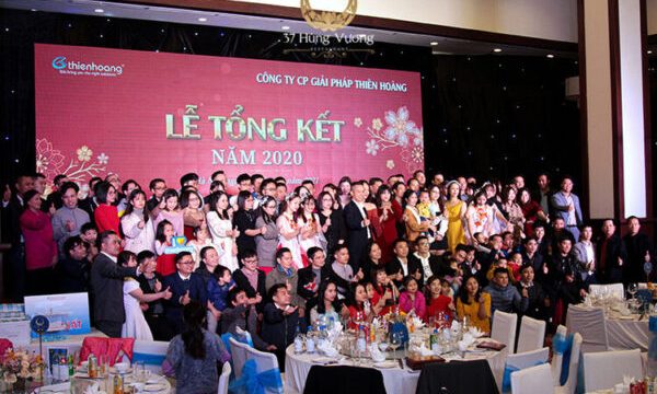 Top Concept Tổ Chức Tiệc Tất Niên Hot Nhất